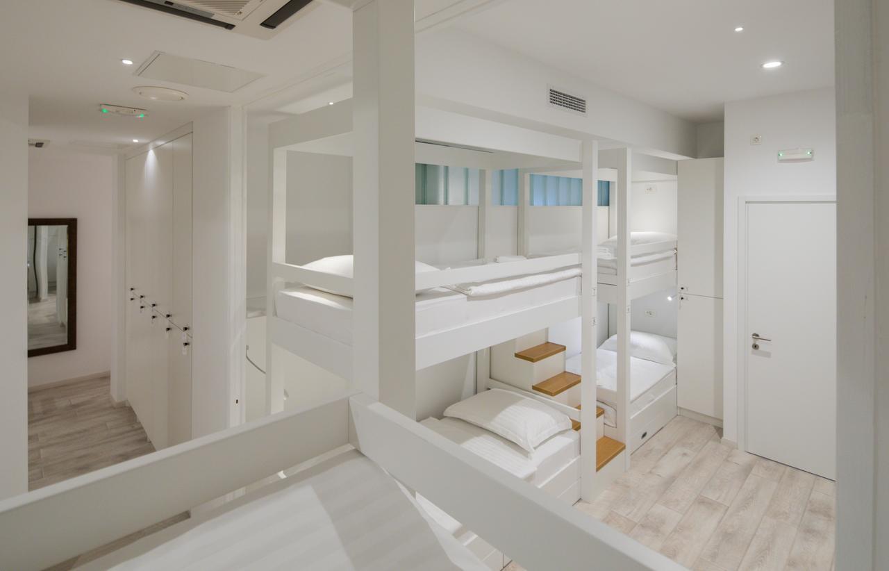 Boutique Hostel Posteya Split Exterior photo